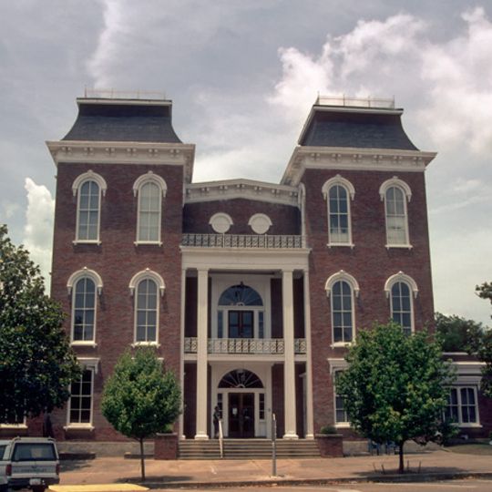 Bullock County Courthouse Historic District