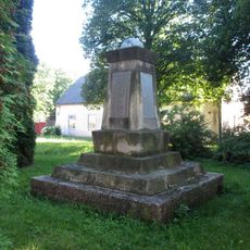 Pomník padlým ve Strašicích