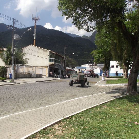 Pau Grande