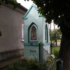 Kapliczka przydrożna, przy posesji nr 50