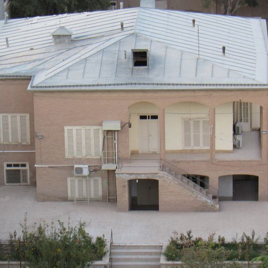 Shari'atmadar House 2