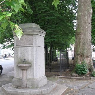 Joseph Salter Memorial Drinking Fountain