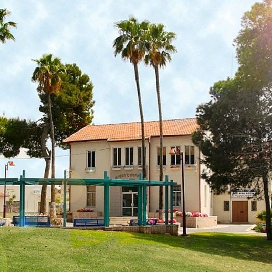 Gan-Yavne