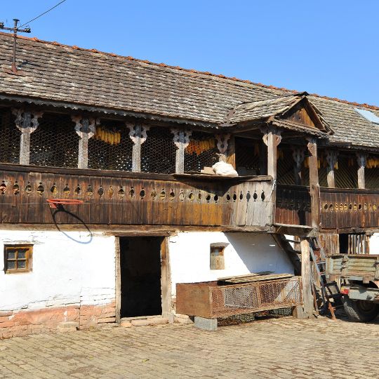 Ambar avec kotobanja situé 15 rue Savska à Kupinovo