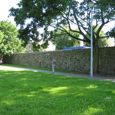 Mury obronne (fragmenty)