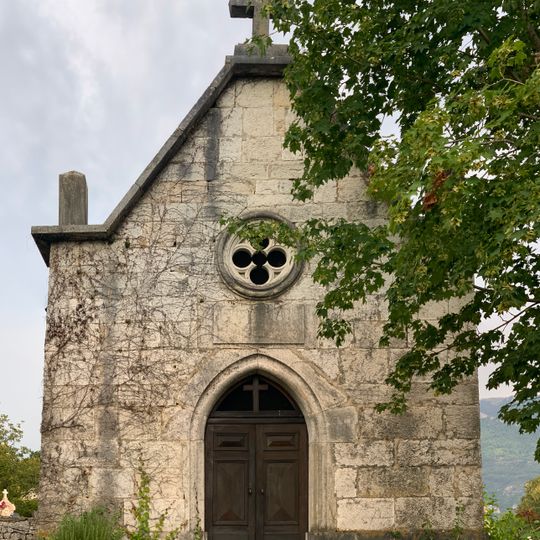 Chapelle du cimetière de Ceyzérieu