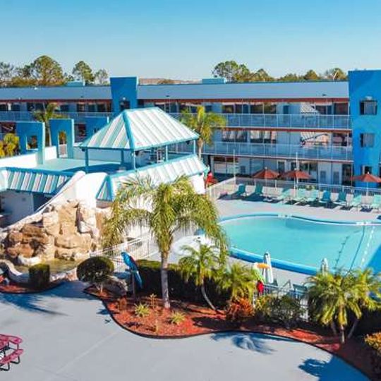 Flamingo Waterpark Resort