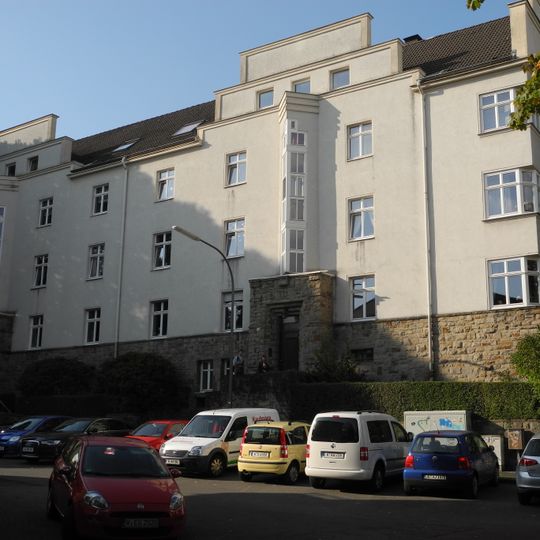 Richard-Wagner-Straße 4