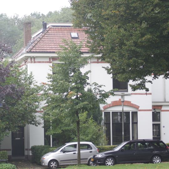 Dubbele dienstwoningen