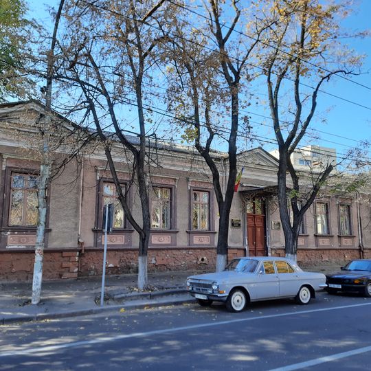 Urban villa, Maria Cebotari, 5, Chișinău