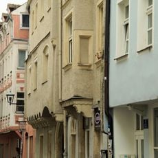 Wohnhaus, ehemals Gasthaus Zum Goldenen Rädl