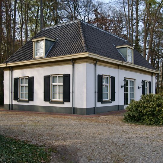 Koetshuis van Huize Baank