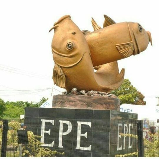 The Fish Statue, Epe