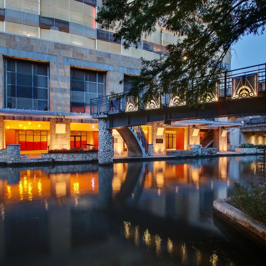 Drury Plaza Hotel San Antonio Riverwalk