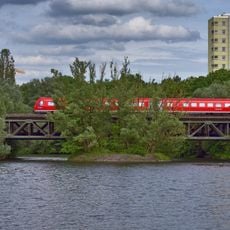 Eisenbahnbrücke Veilhof über den Wöhrder See an der 1877 eröffneten Bahnstrecke Nürnberg-Eger