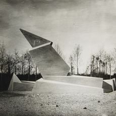 Monument to the March Dead