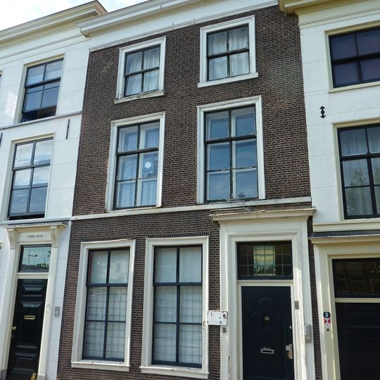 Oude Singel 8, Leiden