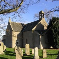 Crailing Parish Church, Churchyard
