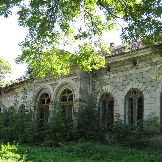 Zespół dworski w Biórkowie Wielkim