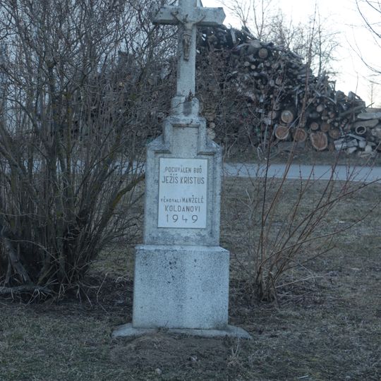 Kříž z roku 1949 v Bohušicích