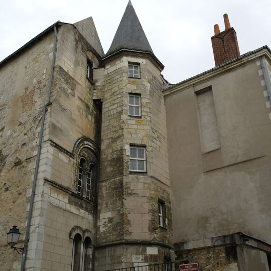 Cure de l'église Sainte-Croix de Tours