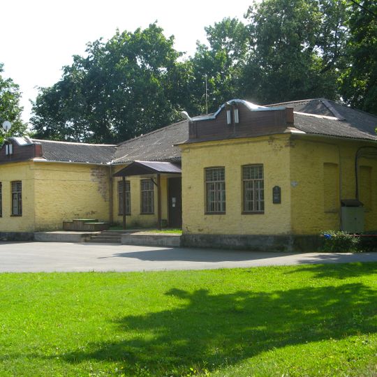 Former almshouse in Romanovka, Kingisepp