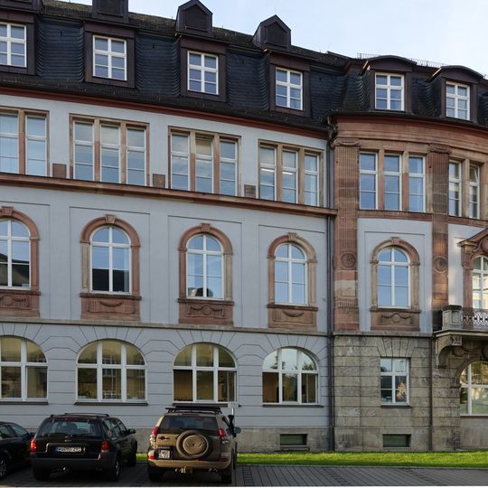 Universitätsgebäude