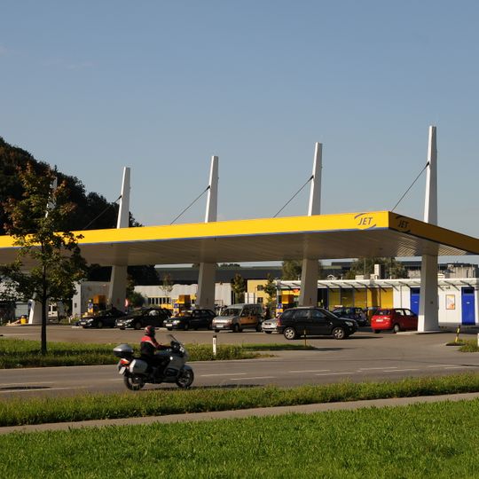 Tankstelle im Kobel