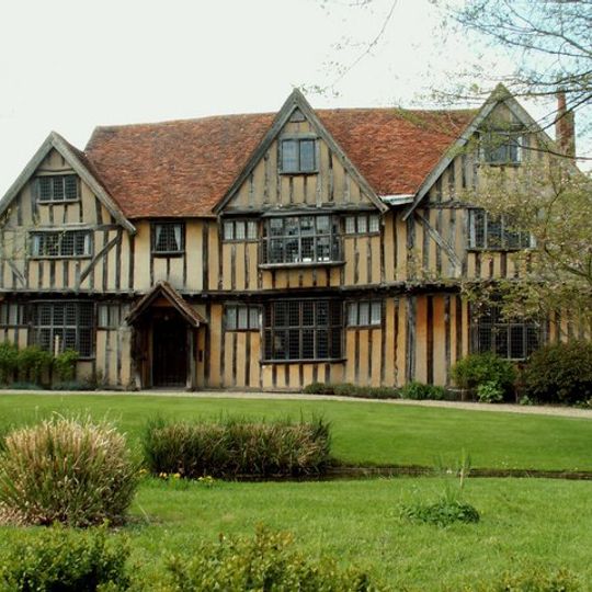 13-17, Chequers Lane