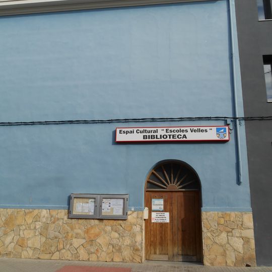 Edificio de las Escuelas del Perelló
