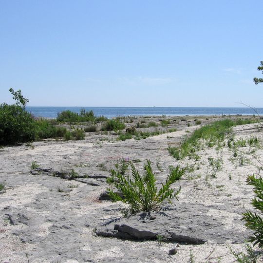 Rock Point Provincial Park