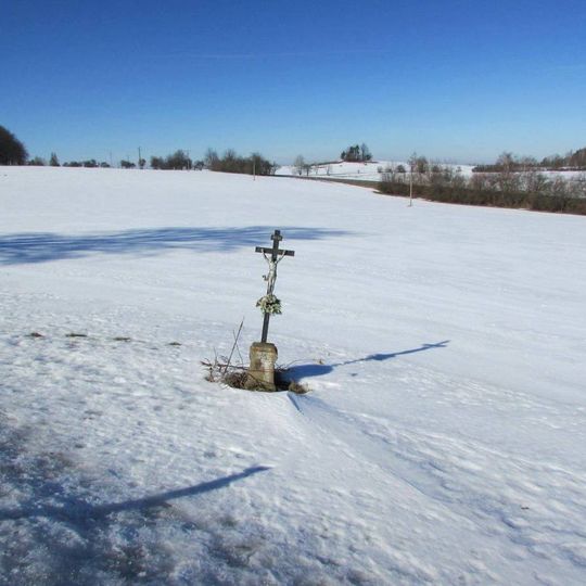 Kříž na západním okraji Vyskytné