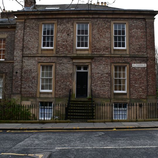 25, St Thomas' Street