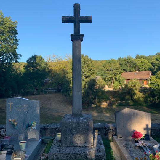 Croix de cimetière de Montmerle