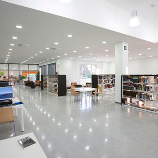 Biblioteca Antoni Gaudí