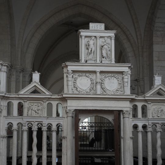 Cloiture de chapelle