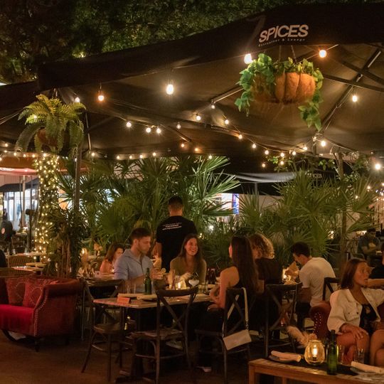 7 Spices Restaurant & Lounge