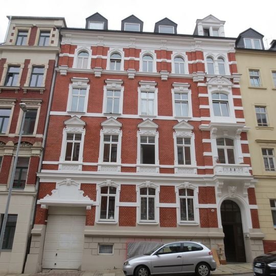 Mietshaus in geschlossener Bebauung Bergstraße 19