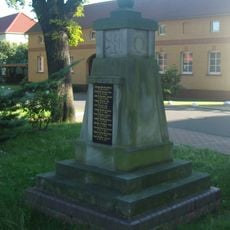 Denkmal für die Gefallenen des Ersten Weltkrieges Lindenstraße (Ecke Am Wiesengrund)