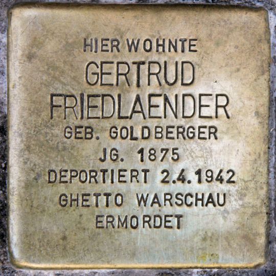 Stolperstein en memoria de Gertrud Friedlaender