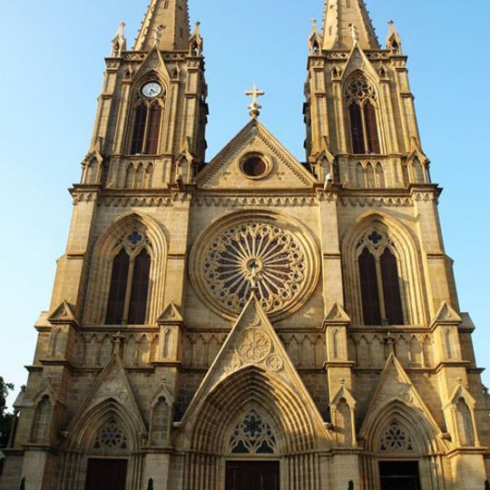 Cattadrale del sacro cuore di pietra