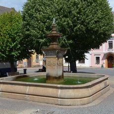 Fountain in Pecka