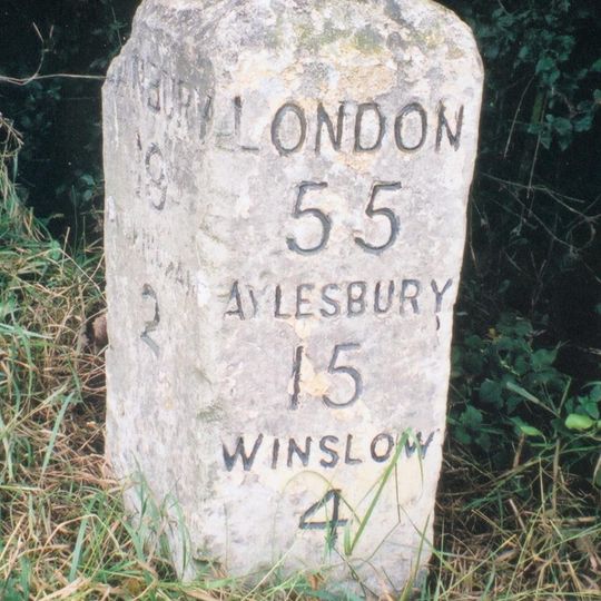 Milestone, London Road; E of Padbury bridge