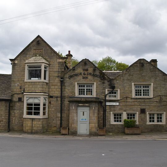 The George And Dragon Inn And Adjoining Stable/Coach House With The Link Building