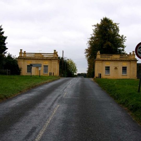 Buckingham Lodges, East Lodge