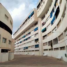 Illa de cases Martí l'Humà