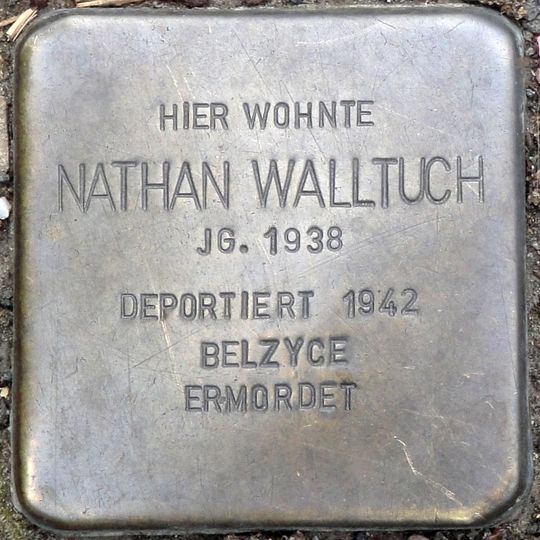 Stolperstein dedicated to Nathan Walltuch