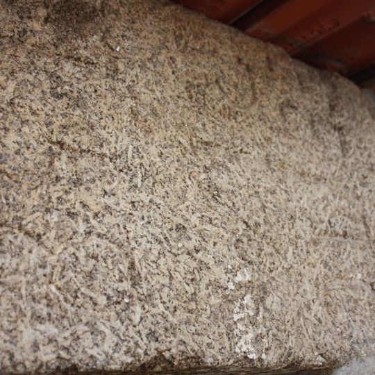 Marco granítico n.º 47