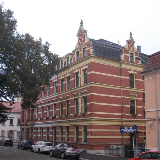 Mietshaus Löbauer Platz 7