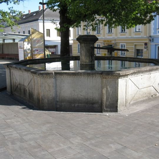 Zwei Marktbrunnen